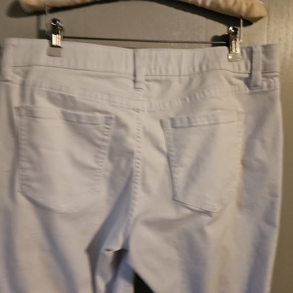 Liz Claiborne Classic Sz‎ 14 Stretch White Cropped Jeans - Picture 6 of 9